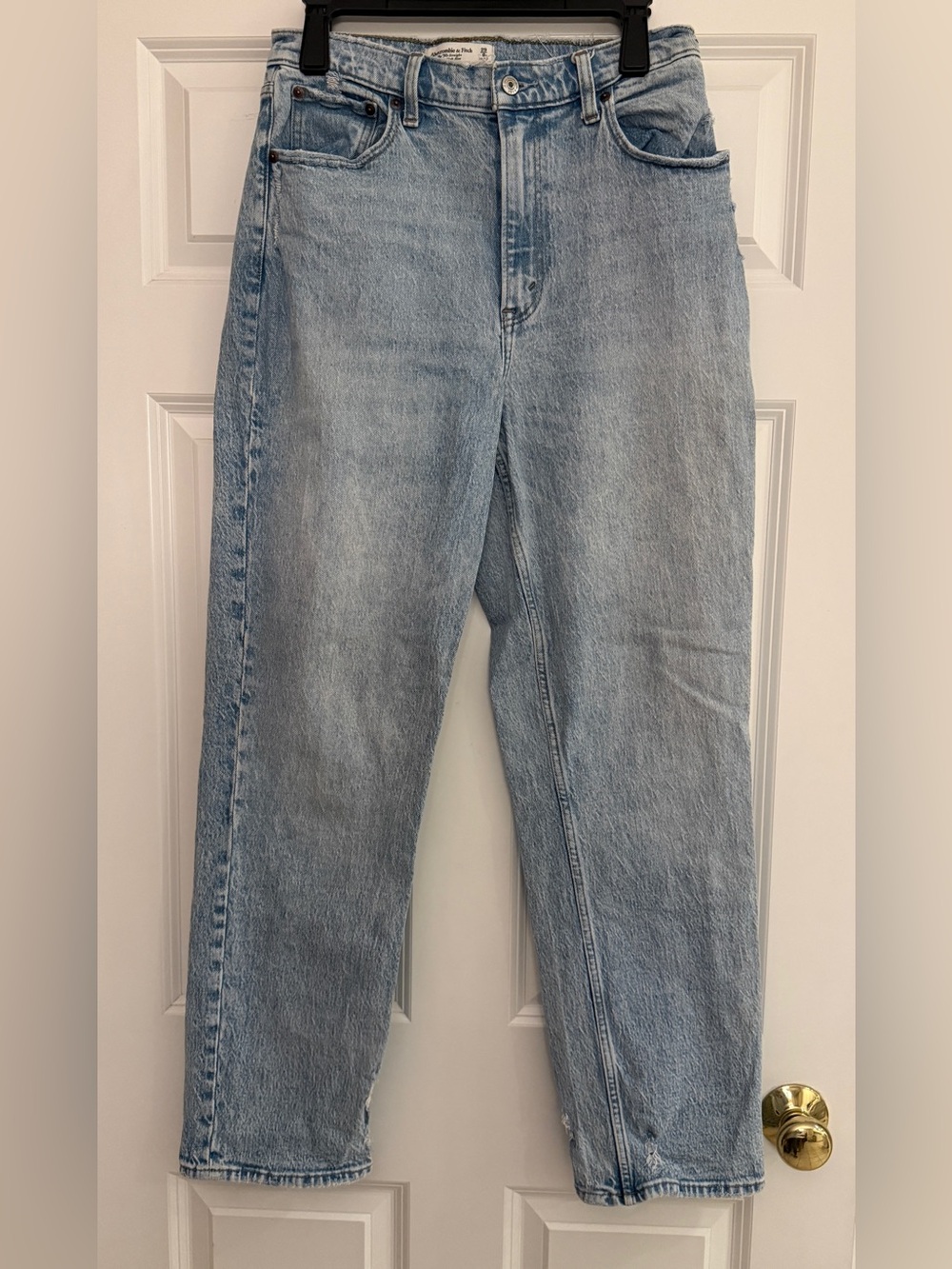 Abercrombie & Fitch Light Blue Relaxed Jeans